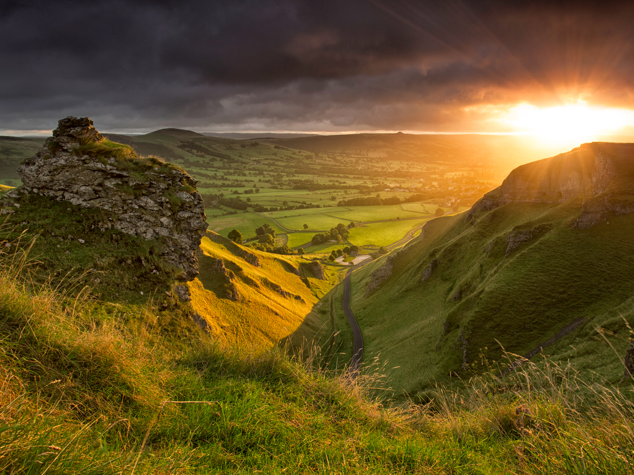 Landscape Photography Workshop – Winnats Landscape Photography Workshop Peak District Winnats Pass